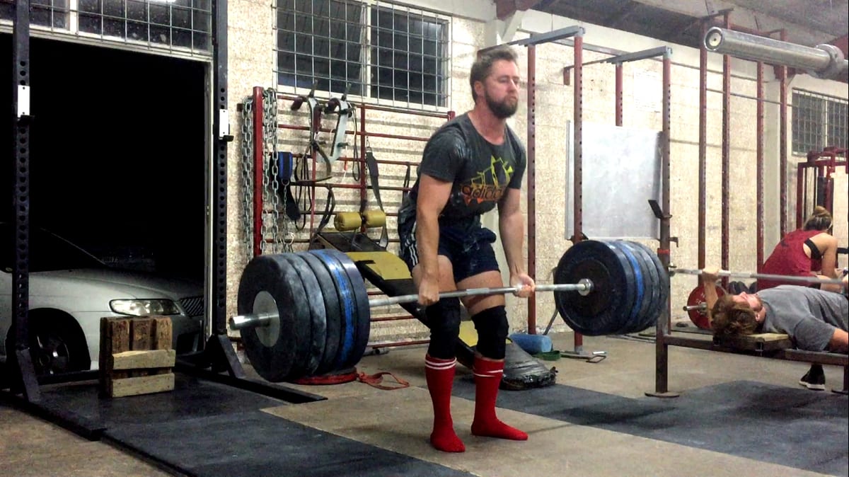 210kg deadlift on the pizza bulking diet